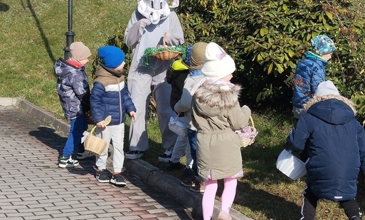 Zdjęcie do Śniadanie wielkanocne i odwiedziny Zajączka 